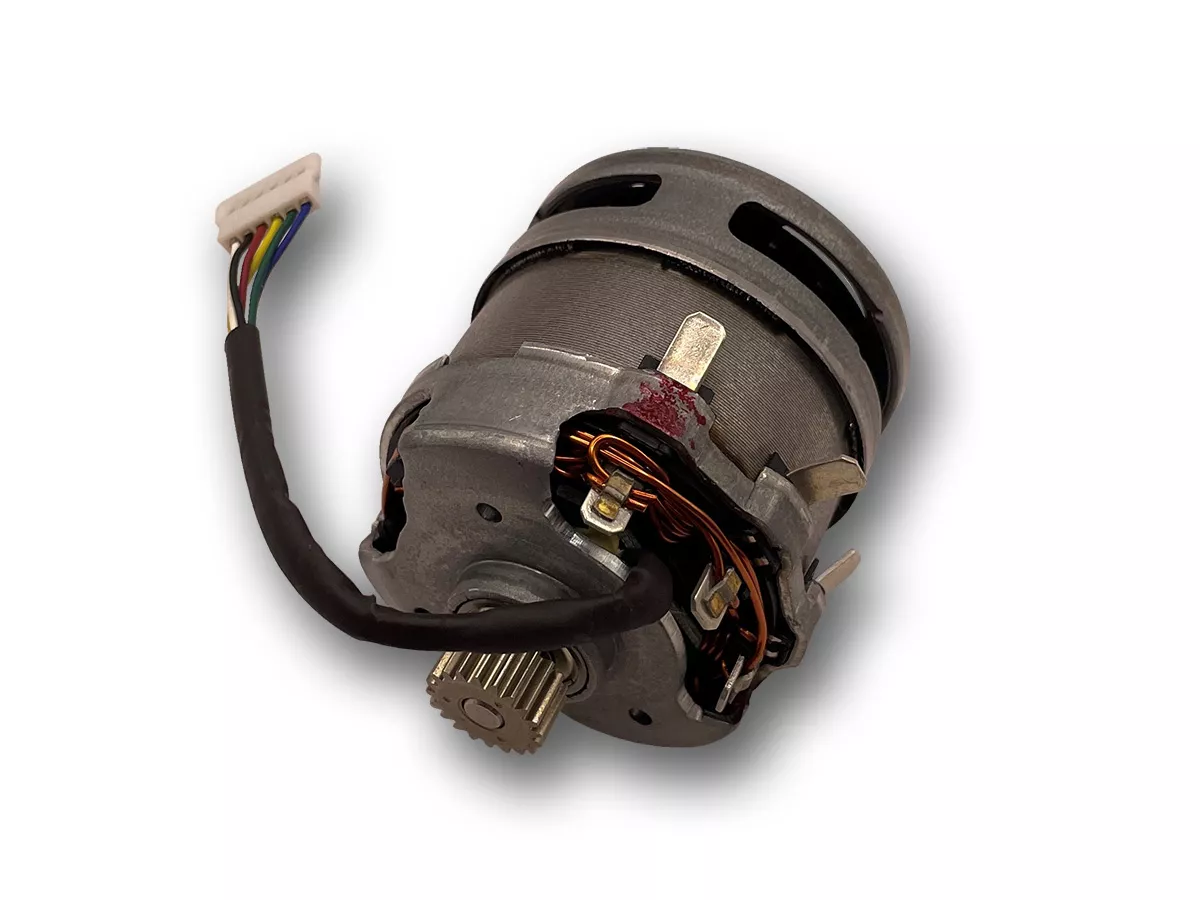 Moteur 18V réf. 2 609 199 943 Bosch